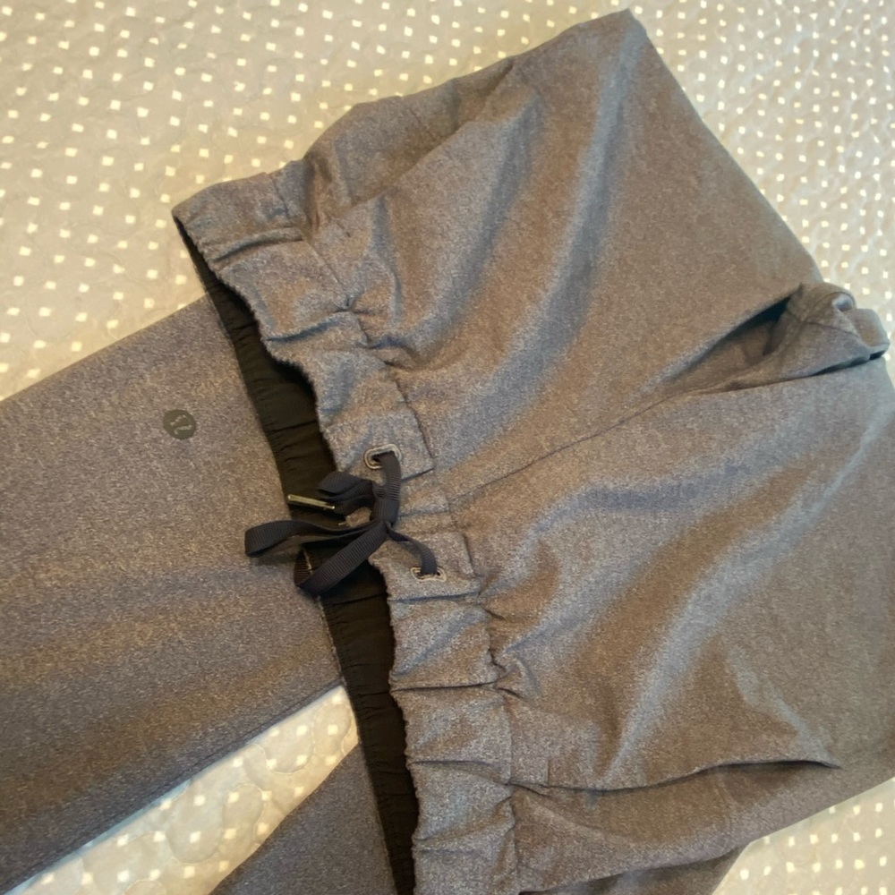 Lululemon 7/8 pants Size 4